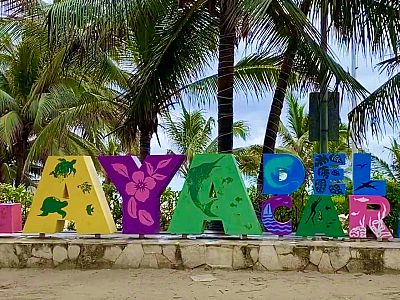 Playa del Carmen Sign